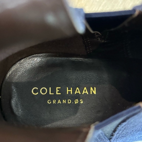 COLE HAAN Sz  10.5B Grand øs Suede Pull On Stacked Heel Almond Toe Ankle Boots - Picture 6 of 11